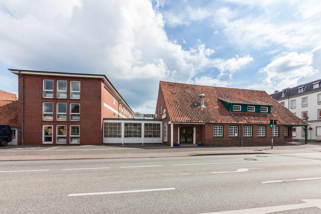 Hotel Drei Kronen Elmshorn Exterior photo