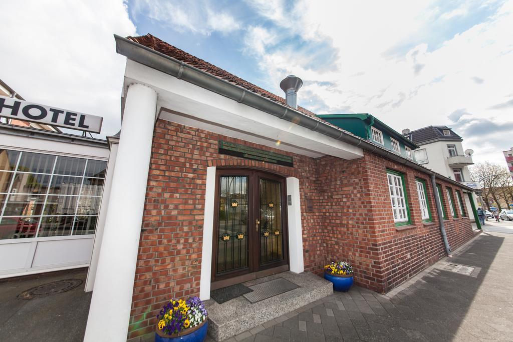 Hotel Drei Kronen Elmshorn Exterior photo